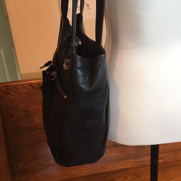 LIZ CLAIBORNE LEATHER COMPANY SHOULDER BAG - Picture 3 of 11